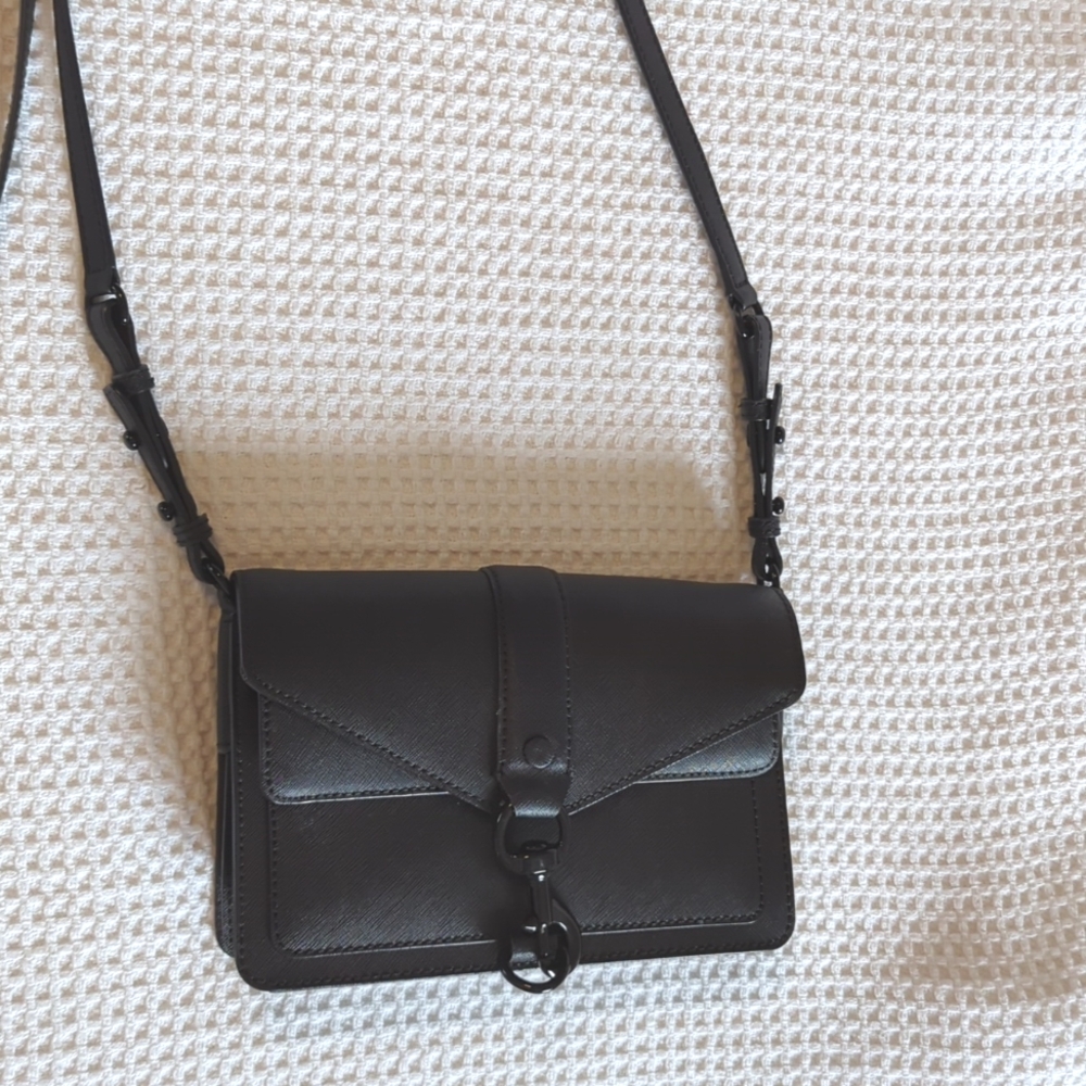 🖤Rebecca Minkoff Black Crossbody Purse🖤